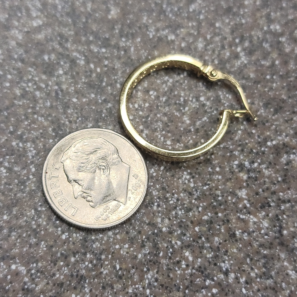 18K hoop earrings(sold) - Picture 6 of 6